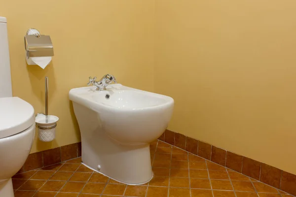 Bidé Banheiro Moderno — Fotografia de Stock