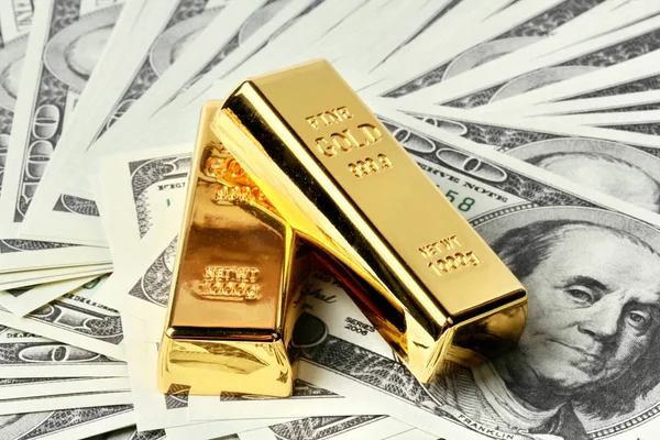 Ράβδους Χρυσού 999 Και Πολλά Από Τράπεζα Σημείωση — Φωτογραφία Αρχείου