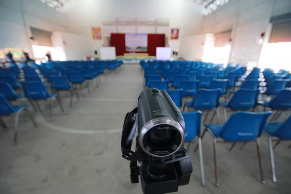 Προετοιμασία Βιντεοκάμερα Για Την Καταγραφή Ταινίες Της Κοινότητας Parcipication — Φωτογραφία Αρχείου