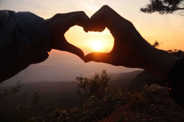 Take Silhouette Photo Hands Together Form Heart Light Sun Morning — Stock Photo, Image