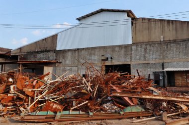 Kullanılan inşaat malzemelerinin alanı, entegre ve bloke