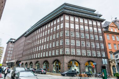 Chilehaus, Almanya 'da Hamburg eyaletinde yer alan bir şehirdir. Kontorhausviertel 'de yer almaktadır, örneğin 1920' lerde Brick Expressionism style of architecture