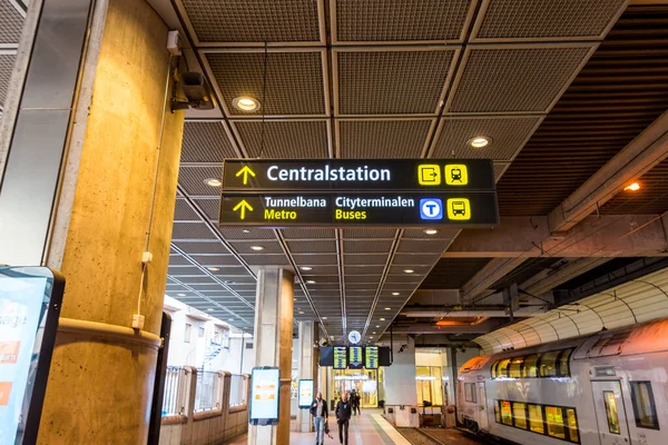 Estação Central Estocolmo Uma Estação Ferroviária Estocolmo Suécia Situada Distrito — Fotografia de Stock