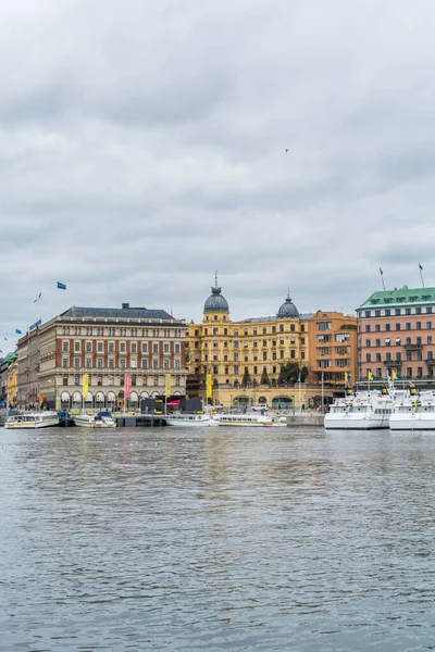 Gebouw Aan Oever Van Het Schiereiland Blasieholmen Het Centrum Van — Stockfoto