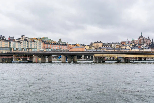 Schöne Gebäude Ufer Der Meerenge Der Innenstadt Von Stockholm Schweden — Stockfoto