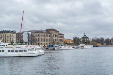 Stockholm, İsveç Ulusal Güzel Sanatlar Müzesi. Stockholm 'ün merkezindeki Blasieholmen yarımadasında yer alıyor..
