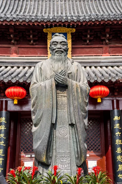 Staty Konfucius Kinesisk Filosof Och Politiker Vår Och Höstperioden Beläget — Stockfoto