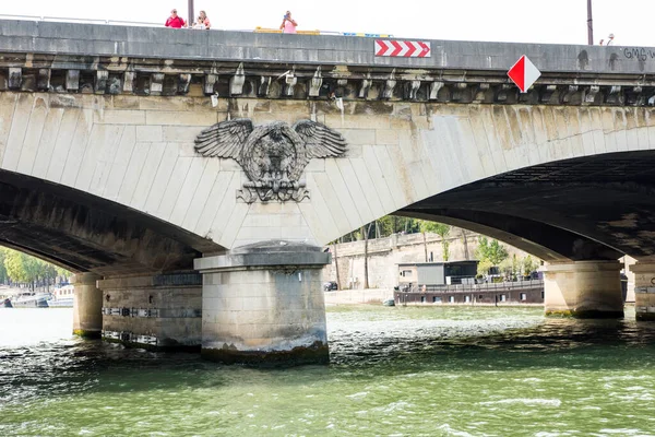 Pomnik Orła Moście Pont Iena Przez Sekwanę Centrum Paryża Francja — Zdjęcie stockowe