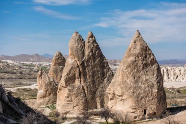 Nevsehir, Kapadokya, Türkiye 'deki Goreme' de kireçtaşlı muhteşem karst Landform.