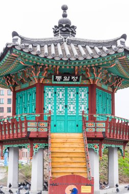 Berlin dilinde Kore pavyonu olarak da bilinen Pavillon der Einheit Pavyonu, Berlin Mitte 'deki Potsdamer Platz' da bulunan bir anıttır.. 