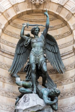 Fontaine Saint-Michel, mimar Gabriel Davioud tarafından, Fransa 'nın başkenti Paris' te bulunan Saint-Michel Meydanı 'nda bulunan anıtsal bir çeşme..