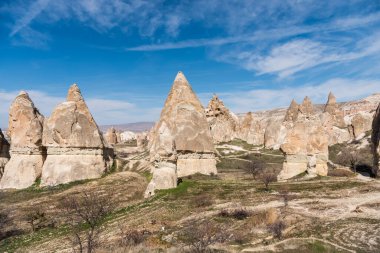 Nevsehir, Kapadokya, Türkiye 'deki Goreme' de kireçtaşlı muhteşem karst Landform.