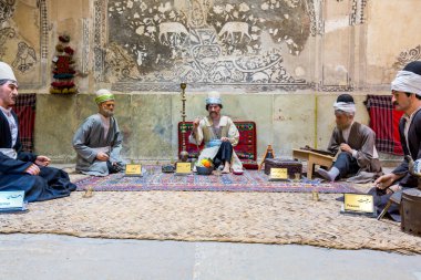 İran 'ın Shiraz kentinde eski bir hamam olan Vakil Bath' ın içi balmumu heykeli. Karim Khan Zand döneminde inşa edilen kraliyet bölgesinin bir parçasıydı..