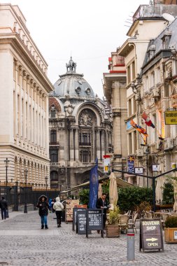 Romanya 'nın Bükreş kentinde 1900 yılında inşa edilen ve Romanya Ulusal Tarih Müzesi' nin karşısındaki Calea Victoriei 'de yer alan MSK Sarayı, CEC Bank' ın genel merkezi konumunda bulunuyor..