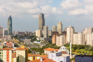 İstanbul 'un Atasehir' deki Asya tarafında yer alan modern ufuk çizgileri, İstanbul, Türkiye 'nin Asya yakasında yer almaktadır..