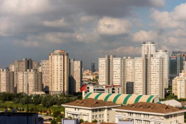 İstanbul 'un Atasehir' deki Asya tarafında yer alan modern ufuk çizgileri, İstanbul, Türkiye 'nin Asya yakasında yer almaktadır..