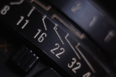 lens üzerinde diyafram