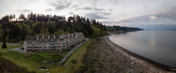 Luchtfoto Panoramisch Zicht Een Strand Tsawwassen Tijdens Een Levendige Sunrise — Stockfoto