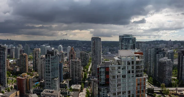 Воздушный Панорамный Вид Красивый Современный Городской Пейзаж Пасмурный День Снимок — стоковое фото