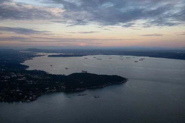 Luftaufnahme Der Hufeisenbucht Während Eines Pulsierenden Sonnenuntergangs Aufgenommen Vancouver Britisch — Stockfoto