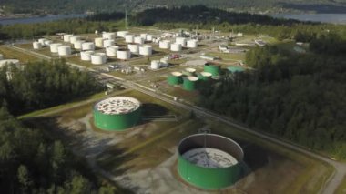 Vancouver, Bc, Kanada petrol rafineri sanayi havadan görünümü.