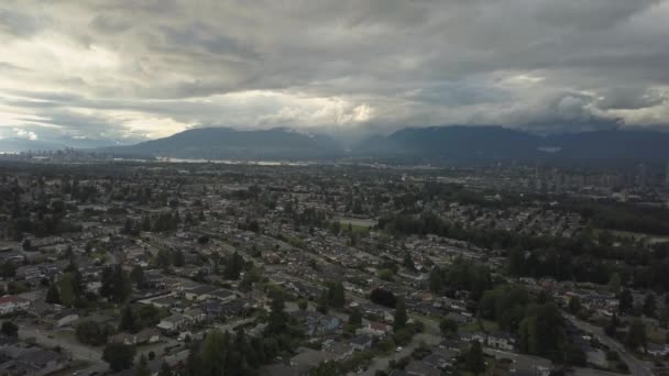 Flygfoto Bostadsbyggnader Molnig Kväll Tagit Metrotown Burnaby Större Vancouver Kanada — Stockvideo