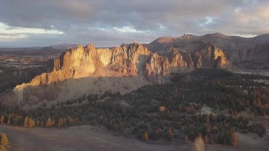 Fransız Coulee Vantage, Washington, Amerika Birleşik Devletleri için hava görünümünü. Kaya tırmanışı için popüler bir yer.