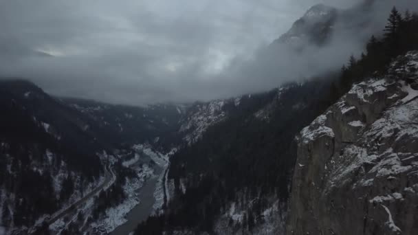 Luchtfoto Landschapsmening Van Lion Bergen Vancouver North Shore Buurt Van — Stockvideo