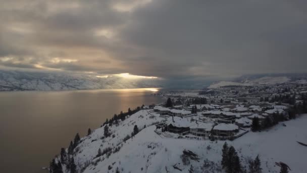 Hermoso Paisaje Reflejo Del Agua Glaciar Lago Joffre Columbia Británica — Vídeos de Stock