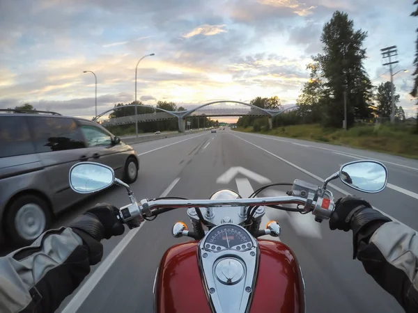 Jazda Motocyklem Podczas Wibrujący Zachód Słońca Podjęte Surrey Greater Vancouver — Zdjęcie stockowe