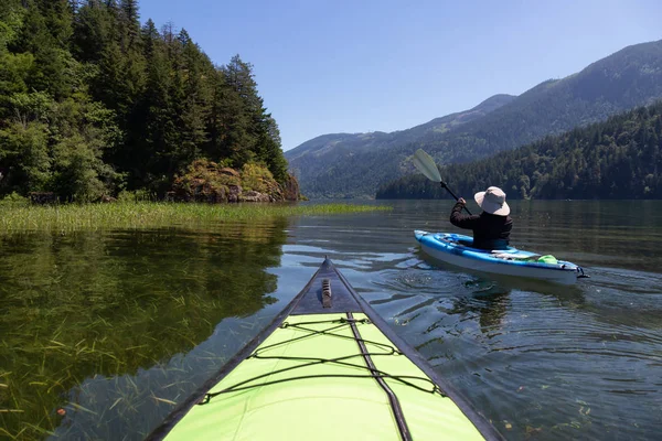 Faire Kayak Harrison River Pendant Une Belle Vibrante Journée Été — Photo