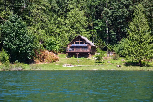 Accogliente Baita Nel Bosco Vicino Fiume Preso Nel Fiume Harrison — Foto Stock