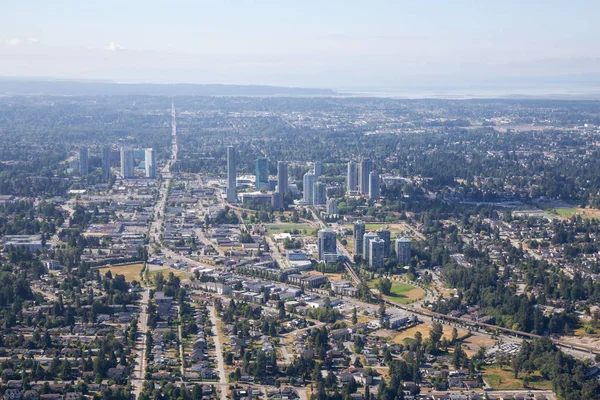 Vista Aérea Ciudad Surrey Central Durante Soleado Día Verano Tomado — Foto de Stock