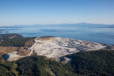 Kömür madenciliği endüstrisi havadan görünümü Texada Adası, Powell River, Sunshine Coast, M.ö., Amerika Birleşik Devletleri.