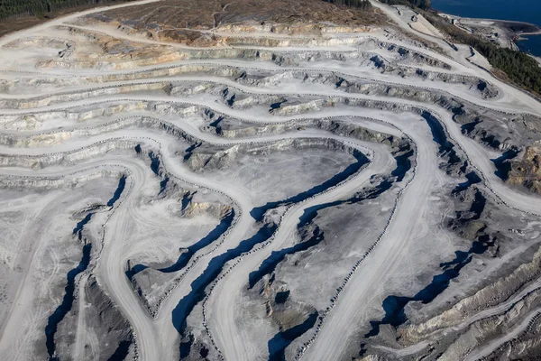 Kömür madenciliği endüstrisi havadan görünümü Texada Adası, Powell River, Sunshine Coast, M.ö., Amerika Birleşik Devletleri.