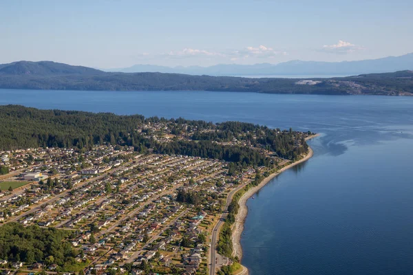 Αεροφωτογραφία Του Powell River Κατά Διάρκεια Μιας Ηλιόλουστης Θερινής Ημέρας — Φωτογραφία Αρχείου