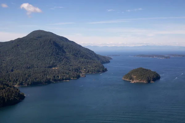 Εναέρια Άποψη Του Bowen Island Κατά Διάρκεια Μιας Ηλιόλουστης Θερινής — Φωτογραφία Αρχείου