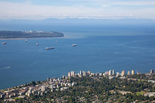 Vista Aérea North Vancouver Com Downtown City Fundo — Fotografia de Stock