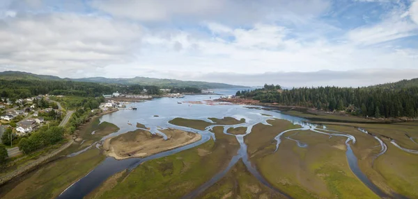 Panoramisch Luchtfoto Van Een Klein Stadje Port Hardy Tijdens Een — Stockfoto