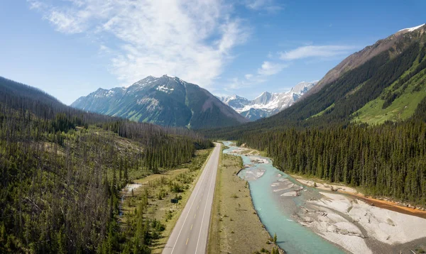 Aerial Krajobraz Panoramiczny Widok Malownicze Drogi Canadian Rockies Tętniącej Życiem — Zdjęcie stockowe