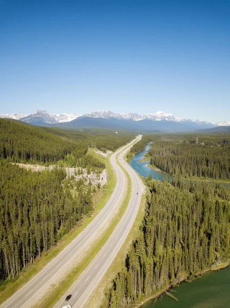 Piękny Krajobraz Lotu Ptaka Widok Autostrady Canadian Rockies Tętniącej Życiem — Zdjęcie stockowe