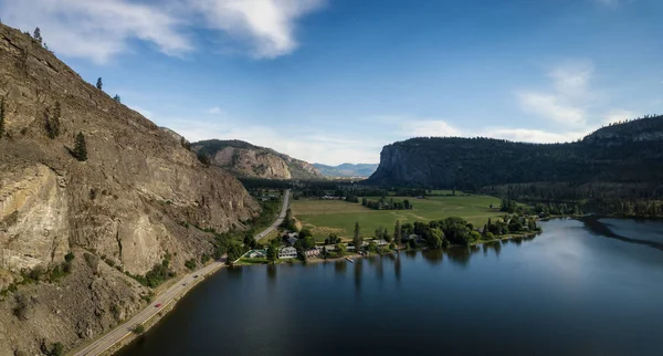 Vista Panorámica Aérea Okanagan Hwy Cerca Del Lago Vaseux Durante — Foto de Stock