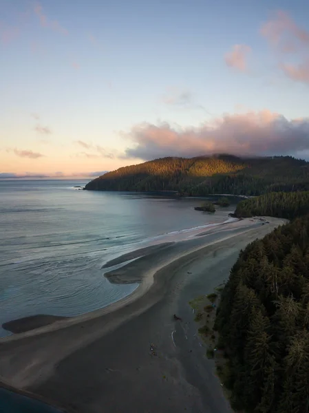 Beeindruckende Luftaufnahme Der Pazifikküste Während Eines Lebhaften Sommersonnenaufgangs Aufgenommen San — Stockfoto