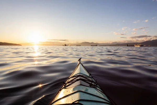 Sea Kayaking Vibrant Sunny Summer Sunset Taken Vancouver Canada — Stock Photo, Image