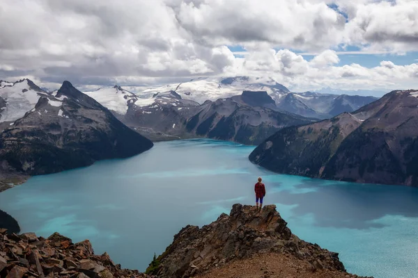 Woman Standing Top Mountain Overlooking Beautiful Glacier Lake Taken Panorama — Stock Photo, Image