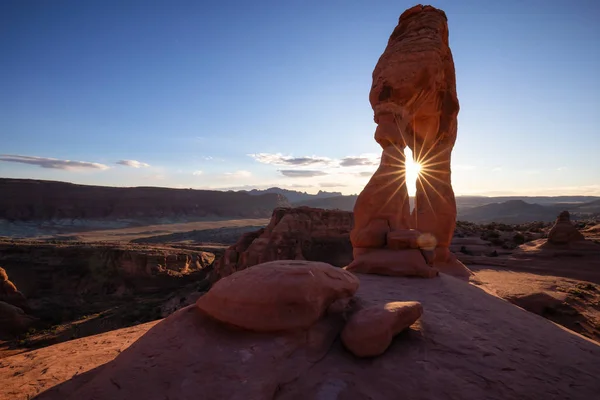 Hermoso Paisaje Única Formación Roca Arenisca Desierto Durante Una Puesta —  Fotos de Stock