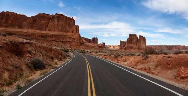 Panoramic Landscape View Scenic Road Red Rock Canyons Vibrant Sunny — Stock Photo, Image