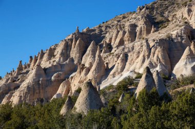 Güneşli bir akşam sırasında güzel Amerikan manzara. Kaşa-Katuwe çadır kayalar Ulusal Anıtı, New Mexico, Amerika Birleşik Devletleri'nde çekilen.