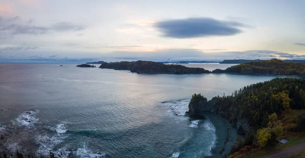 Aerial Panorama Kanadensisk Landskapsutsikt Vid Atlanten Kusten Molnig Soluppgång Taget — Stockfoto