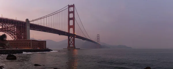 Bela Vista Ponte Golden Gate Durante Pôr Sol Nublado Tomados — Fotografia de Stock